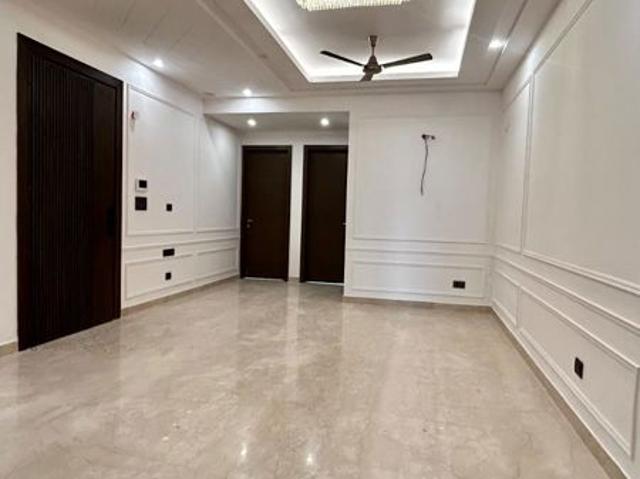 Rental | 3 BHK + Extra Room 1850 Sq.Ft. Apartment in Raj One Good Earth