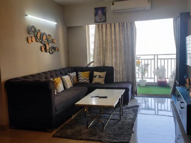 Rental | 3 BHK + Extra Room 1900 Sq.Ft. Apartment in M3M Marina