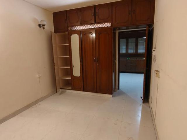 Rental | 3 BHK + Extra Room 2000 Sq.Ft. Apartment in Vasant Kunj