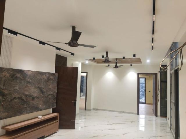 Rental | 3 BHK + Extra Room 250 Sq.Yd. Independent House in South Extension II