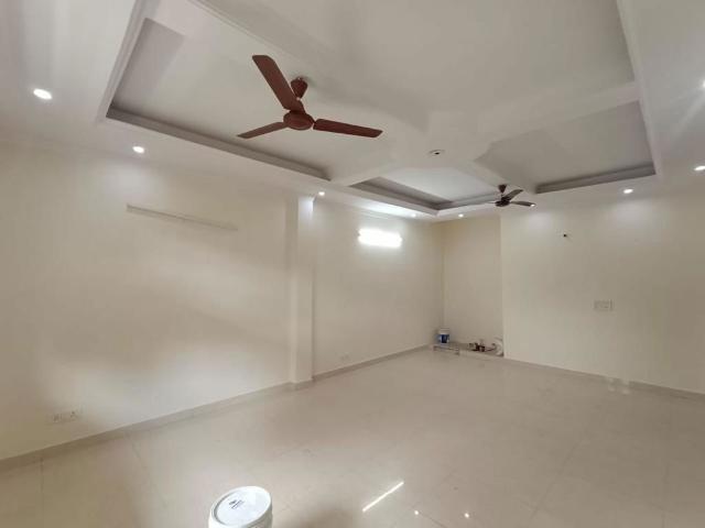 Rental | 3 BHK + Extra Room 250 Sq.Yd. Villa in Hauz Khas
