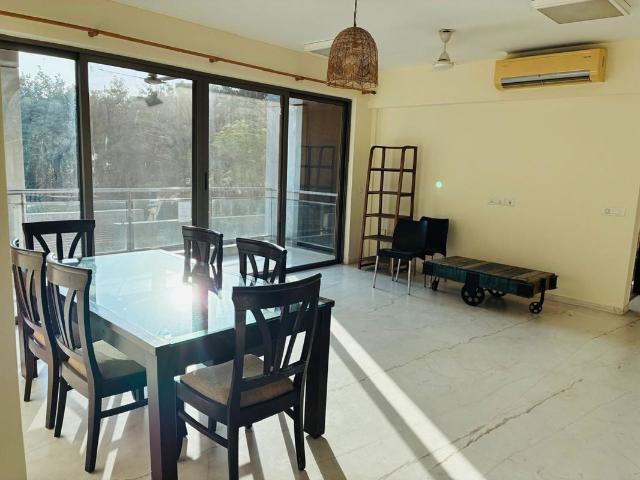 Rental | 3 BHK + Extra Room 2550 Sq.Ft. Apartment in Tata Primanti Phase 2
