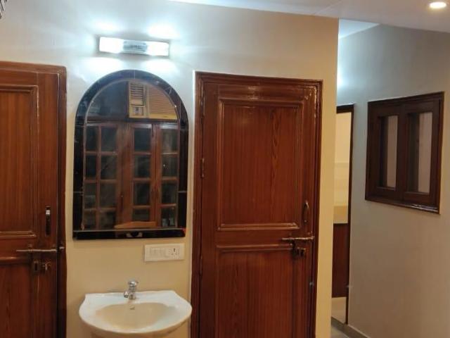 Rental | 3 BHK + Extra Room 312 Sq.Yd. Independent House in Greater Kailash I