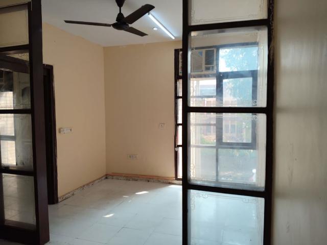 Rental | 3 BHK + Extra Room 375 Sq.Yd. Villa in Jor Bagh