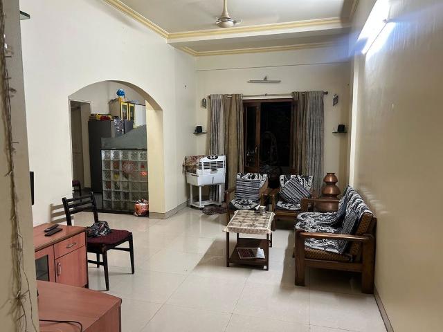 Rental | 3 BHK + Extra Room,Basement 1200 Sq.Ft. Apartment in Aahan Anupam Apartments