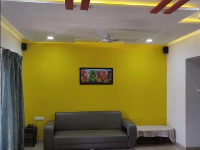 Rental | 3 BHK + Extra Room,Store Room 1400 Sq.Ft. Apartment in Park Express