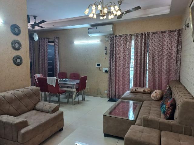 Rental | 3 BHK + Servant Room,Extra Room 2280 Sq.Ft. Apartment in Gaur Sportswood