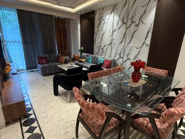 Rental | 3 BHK + Servant Room,Extra Room 2598 Sq.Ft. Apartment in Adani Oyster Grande Phase 2