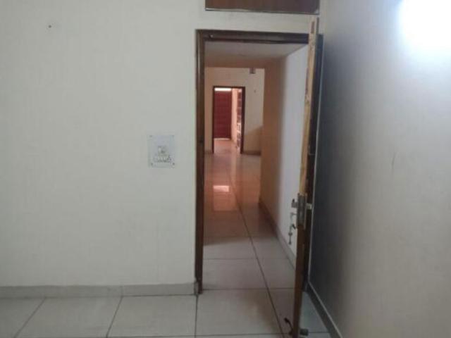 Rental | 3 BHK + Servant Room,Extra Room 300 Sq.Mt. Independent House in Sector 31