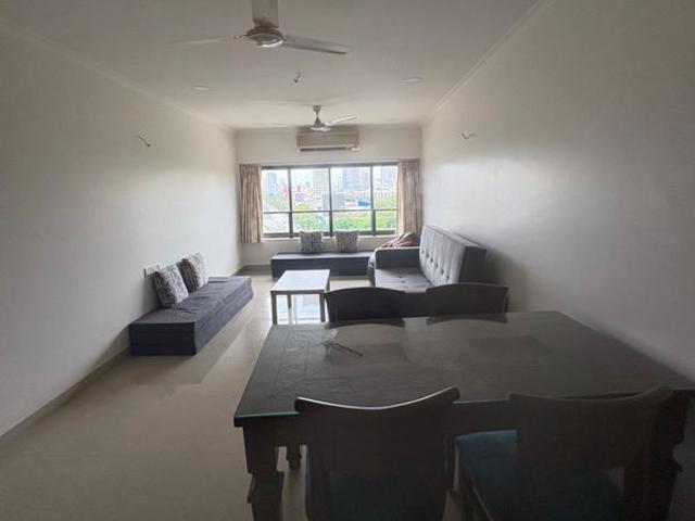 Rental | 3 BHK + Servant Room,Extra Room,Store Room 1400 Sq.Ft. Apartment in Heera Panna Apartment