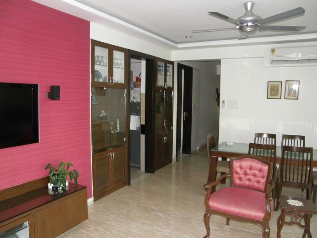 Rental | 3 BHK + Servant Room,Store Room 1300 Sq.Ft. Apartment in Raheja Atlantis
