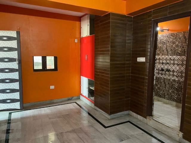 Rental | 3 BHK + Servant Room,Store Room 2088 Sq.Ft. Apartment in Godrej Woods