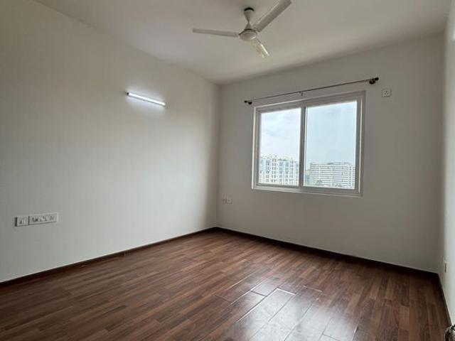 Rental | 3 BHK + Servant Room,Store Room 3500 Sq.Ft. Apartment in Ashed Regency Violet