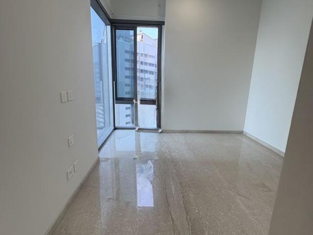 Rental | 3 BHK + Servant Room,Study Room 1080 Sq.Ft. Apartment in Piramal Mahalaxmi