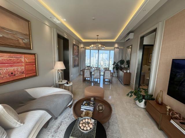 Rental | 3 BHK + Servant Room,Study Room 1090 Sq.Ft. Apartment in Piramal Mahalaxmi