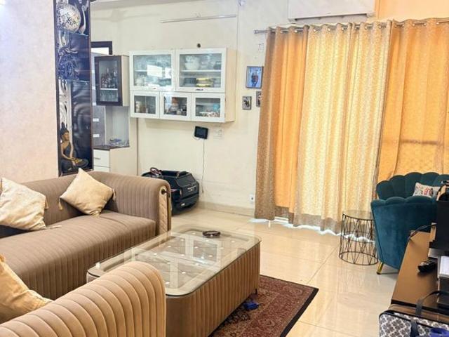 Rental | 3 BHK + Servant Room,Study Room 2280 Sq.Ft. Apartment in Gaur Sportswood