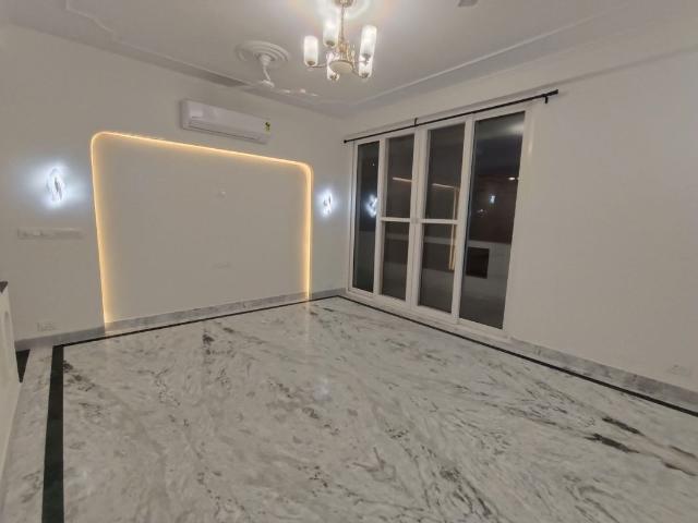 Rental | 3 BHK + Servant Room,Study Room 3000 Sq.Ft. Villa in Ansal Florence Classic