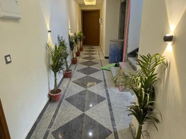 Rental | 3 BHK + Servant Room 1400 Sq.Ft. Apartment in Palm Residency Chhatarpur