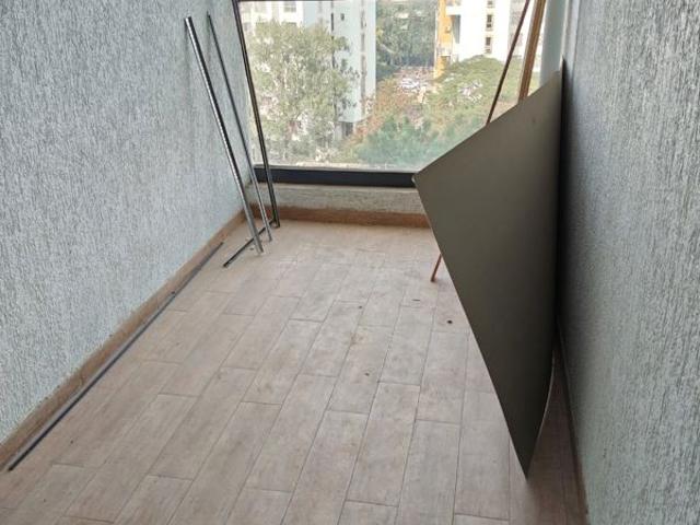 Rental | 3 BHK + Servant Room 1500 Sq.Ft. Apartment in Majestique Signature Towers