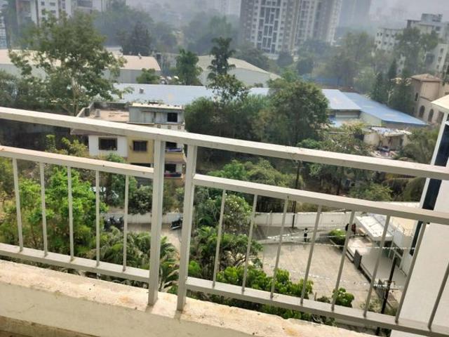 Rental | 3 BHK + Servant Room 1500 Sq.Ft. Apartment in Blue 27th Avenue