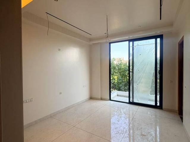 Rental | 3 BHK + Servant Room 1500 Sq.Ft. Apartment in Experion The Heart Song