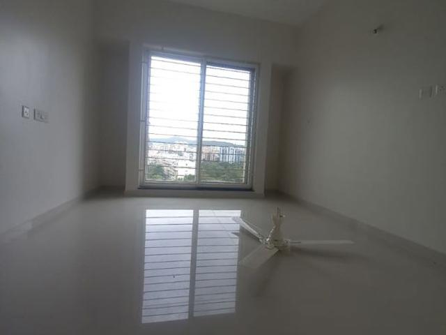 Rental | 3 BHK + Servant Room 1500 Sq.Ft. Apartment in Goel Ganga Utopia