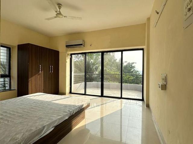 Rental | 3 BHK + Servant Room 1500 Sq.Ft. Apartment in Kumar Presidency