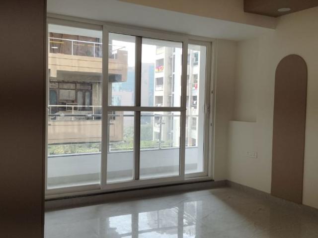 Rental | 3 BHK + Servant Room 1500 Sq.Ft. Apartment in Sector 6 Dwarka
