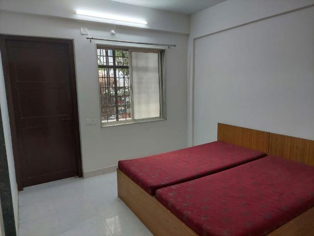 Rental | 3 BHK + Servant Room 1540 Sq.Ft. Apartment in Nyati Empire
