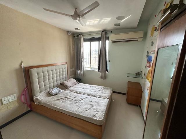 Rental | 3 BHK + Servant Room 1550 Sq.Ft. Apartment in Breach Candy