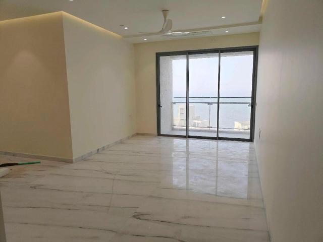 Rental | 3 BHK + Servant Room 1650 Sq.Ft. Apartment in Hubtown 25 South