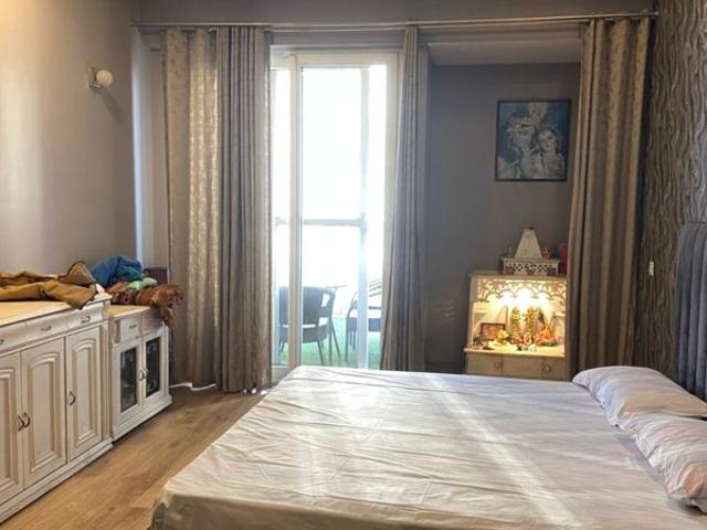 Rental | 3 BHK + Servant Room 1700 Sq.Ft. Apartment in Lotus Panache