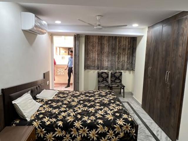 Rental | 3 BHK + Servant Room 1750 Sq.Ft. Apartment in Sector 22 Dwarka