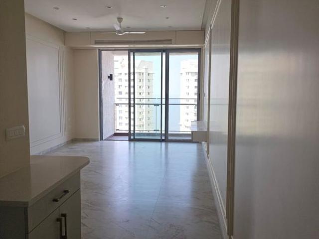 Rental | 3 BHK + Servant Room 1758 Sq.Ft. Apartment in Hubtown 25 South