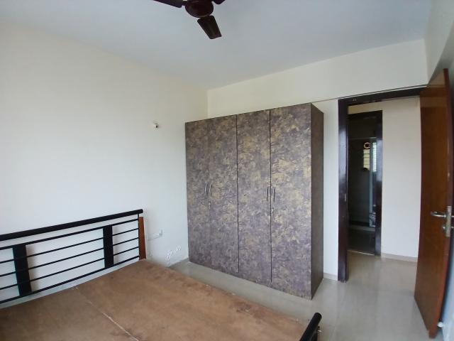 Rental | 3 BHK + Servant Room 1800 Sq.Ft. Apartment in Buena Vista Nariman Point
