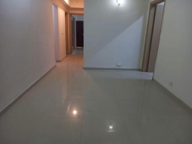 Rental | 3 BHK + Servant Room 1848 Sq.Ft. Apartment in DLF New Town Heights III