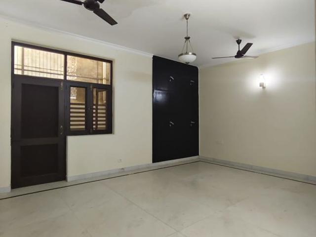 Rental | 3 BHK + Servant Room 1850 Sq.Ft. Apartment in AWHO Brahmaputra Apartments