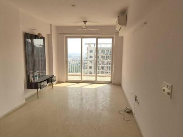 Rental | 3 BHK + Servant Room 1850 Sq.Ft. Apartment in DLF The Skycourt