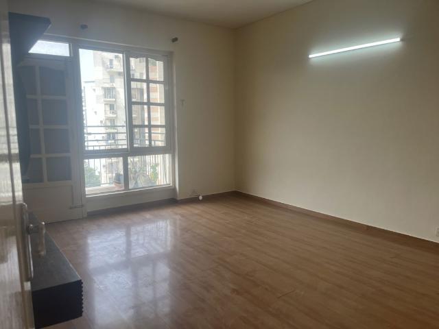 Rental | 3 BHK + Servant Room 1859 Sq.Ft. Apartment in Bestech Park View City 2