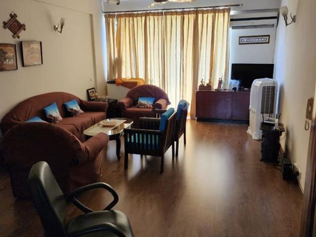Rental | 3 BHK + Servant Room 1881 Sq.Ft. Apartment in Vatika City