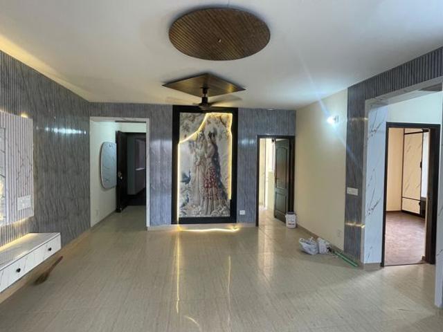 Rental | 3 BHK + Servant Room 1910 Sq.Ft. Apartment in 3C Orris Greenopolis