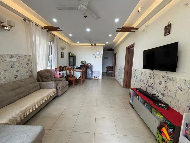 Rental | 3 BHK + Servant Room 1930 Sq.Ft. Apartment in Bhartiya Nikoo Homes