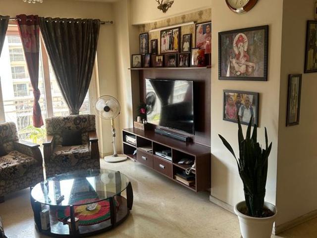Rental | 3 BHK + Servant Room 1931 Sq.Ft. Apartment in DLF The Skycourt