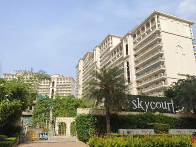 Rental | 3 BHK + Servant Room 1931 Sq.Ft. Apartment in DLF The Skycourt
