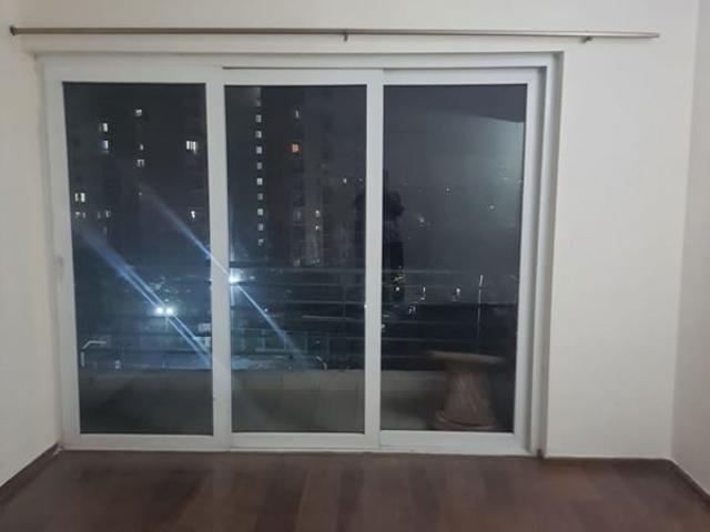 Rental | 3 BHK + Servant Room 1954 Sq.Ft. Apartment in Mahindra Aura