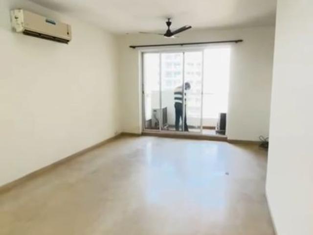 Rental | 3 BHK + Servant Room 1975 Sq.Ft. Apartment in Bestech Park View Spa Next