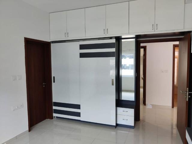 Rental | 3 BHK + Servant Room 1985 Sq.Ft. Apartment in L&T Raintree Boulevard