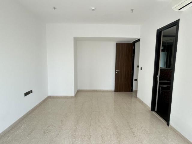 Rental | 3 BHK + Servant Room 1090 Sq.Ft. Apartment in Lodha The Park