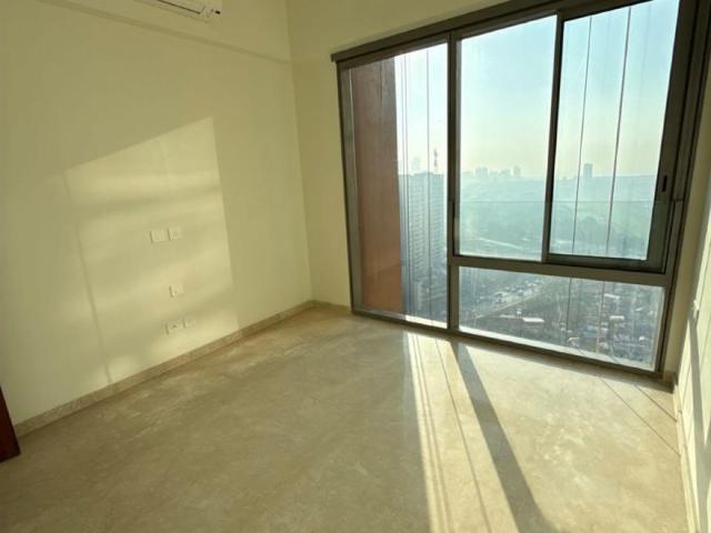 Rental | 3 BHK + Servant Room 1100 Sq.Ft. Apartment in Piramal Mahalaxmi