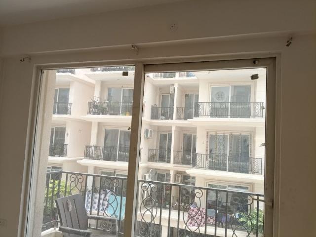 Rental | 3 BHK + Servant Room 1120 Sq.Ft. Apartment in Signature Global Park 4 and 5